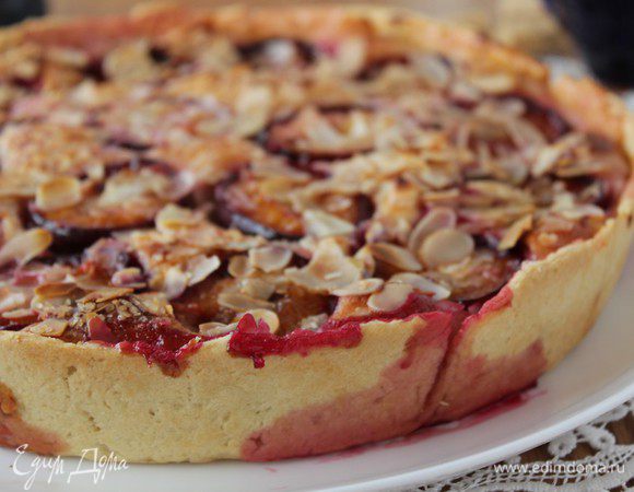 Запекать минут 30-40 , при 180-200гр.,пока  масса не станет золотисто-коричневой.
