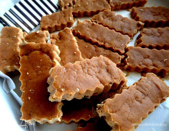 Халва моментом остывает и можно вынимать!