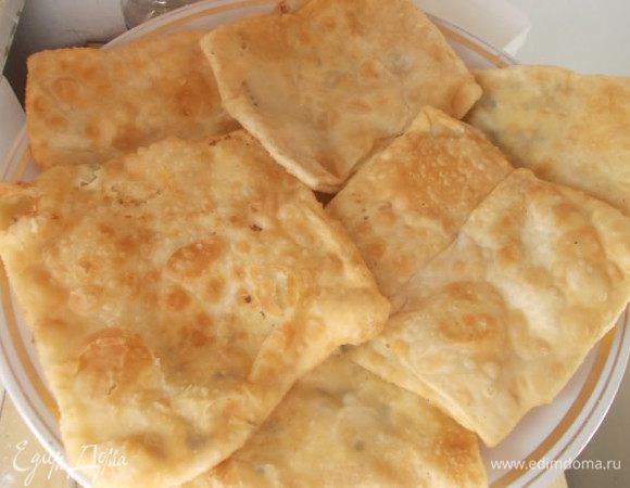 Так обжариваем все плакопсы и кормим семью,пока горячие! Приятного аппетита!!!!