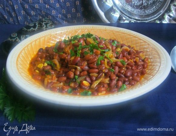 Переложить в большое и красивое блюдо)
Подавать, присыпав рубленной зеленью)