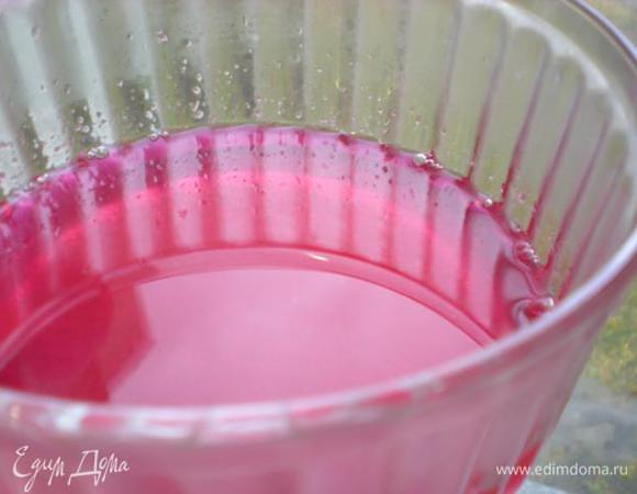 Делаем желе согласно инструкции. 