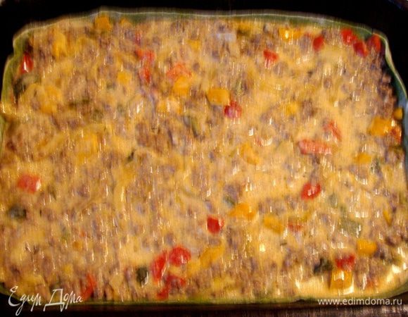 Выложить 1/3 соуса и большую часть жидкости от него.
 повторить процедуру еще дважды.
