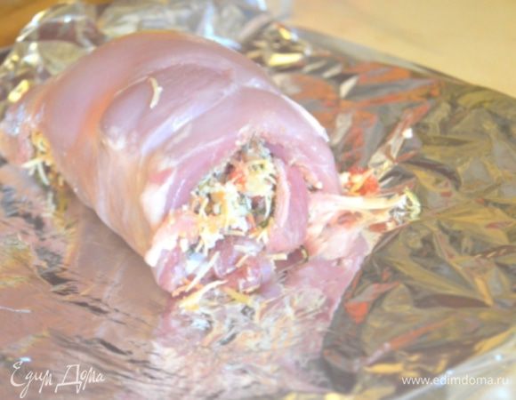 Сворачиваем рулетом аккуратно.