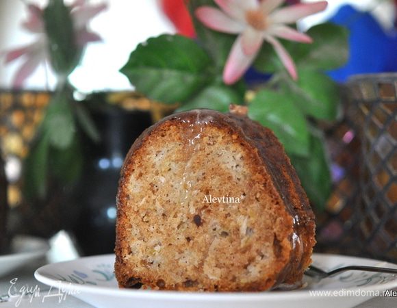 Разрезаем и подаем к столу. Приятного аппетита.