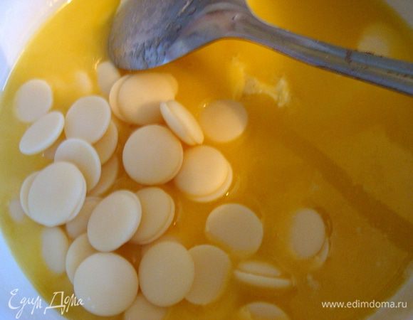 Масло растопить, добавить шоколад, растопить и его...