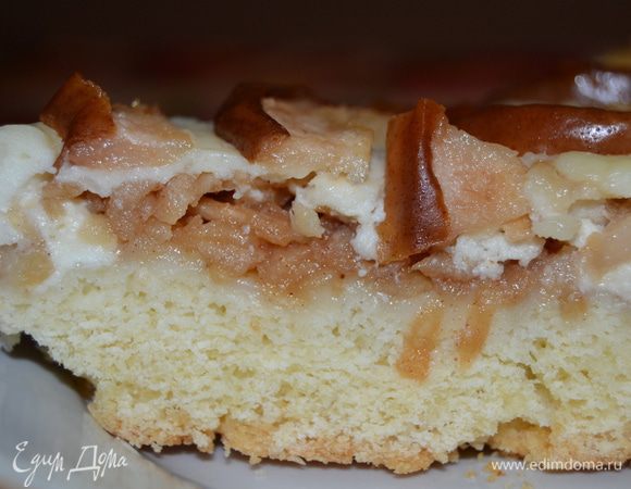 Пеку пирог при температуре 190 градусов 50 минут.