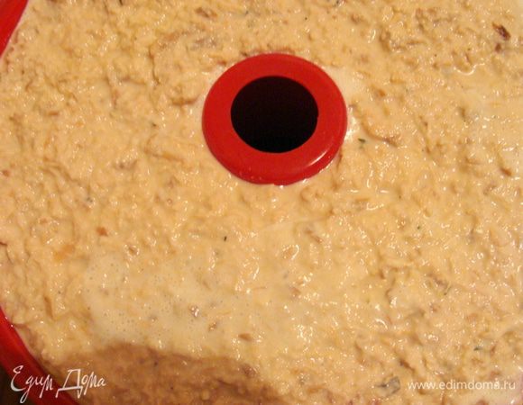 Накрыть пленкой и убрать в холодильник до полного застывания.