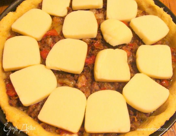 Достать, выложить порезанный сыр и поставить запекаться до золотистой корочки при 160-150*