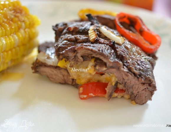 Дать постоять 10 мин. Разрезать на части. Подаем к столу. Приятного аппетита.
