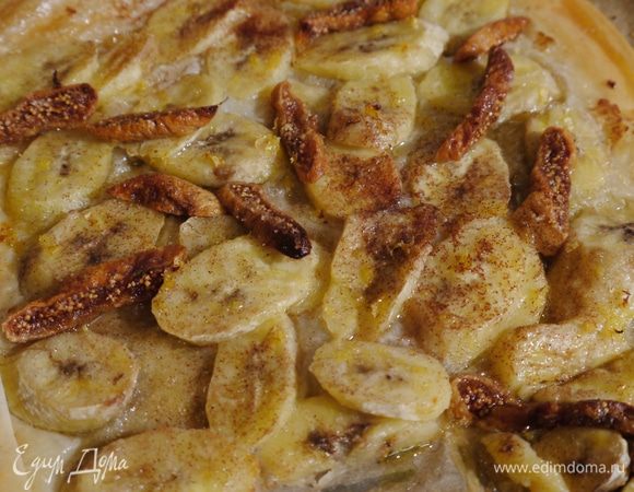 Выпекать в разогретой духовке 10–12 минут.