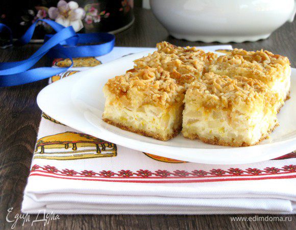 Разрезать на квадратики и подавать. Приятного аппетита!