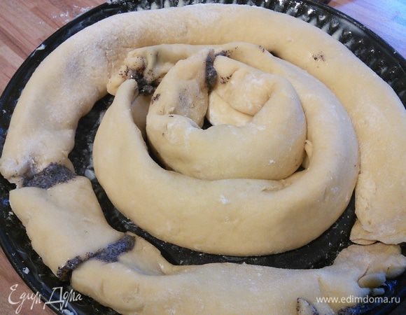 Рулеты занимают достаточно много места, поэтому я их выкладывала не "лёжа", а "стоя". 