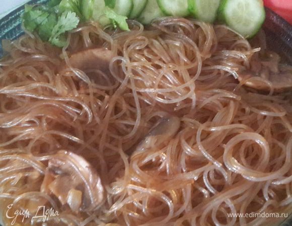 Подаем с овощами и зеленью.  