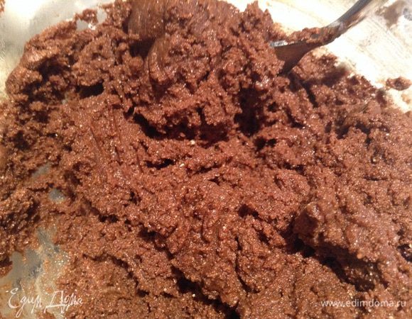 Просеять муку и все смешать.