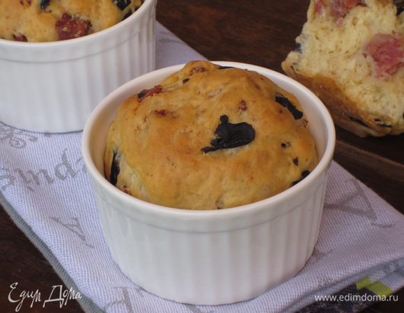 Выпекать в разогретой до 180 ° С духовке 30 минут. Приятного аппетита:))