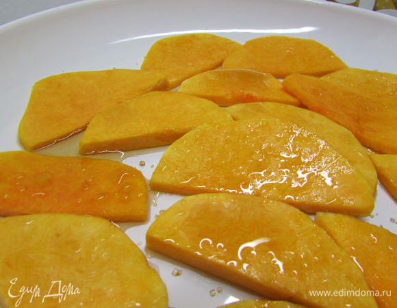 Заранее приготовить карамелизированную тыкву http://www.edimdoma.ru/retsepty/70145-karamelizirovannaya-tykva