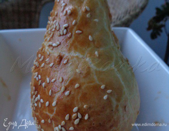 Поместить груши на противень и запекать при температуре 185 С 30-40 минут.