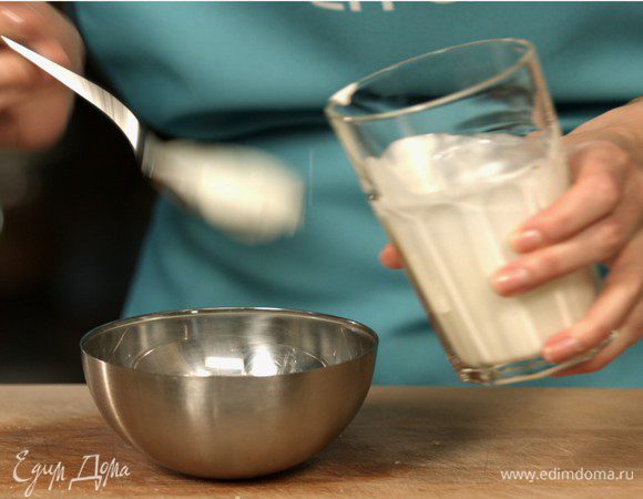 Вместо жирного майонеза заправить йогуртом, перемешать. 