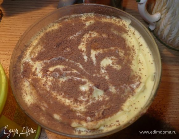 Посыпаем сверку какао.