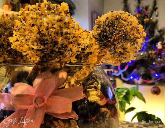 Та-дааам! Осталось креативно падать. Вот мои варианты. Этот - на прошлый Новый год. 