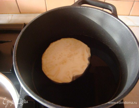 Сельдерей 1 корень,разделить пополам у меня получилось 250 гр.,отварит до мягкости 30 минут.