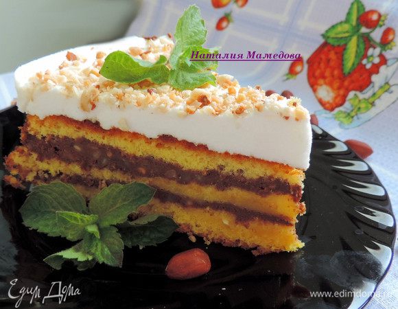 Вношу дополнения по поводу суфле. Его можно приготовить и на желатине. Нам понадобится 10 г желатина. Замочите его в 2 столовых ложках воды, затем растворите на водяной бане. В белки влейте кипящий сироп (у вас он без агара), затем тонкой струйкой вольете растопленный желатин. Ну вот вроде и все.
Будут вопросы - спрашивайте.