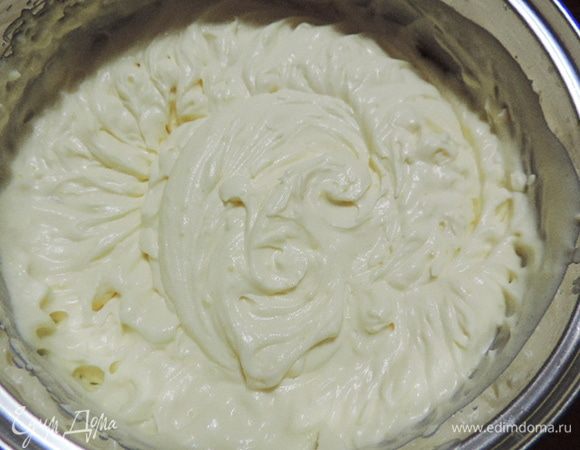 У нас получается ароматный крем с апельсиновой кислинкой.