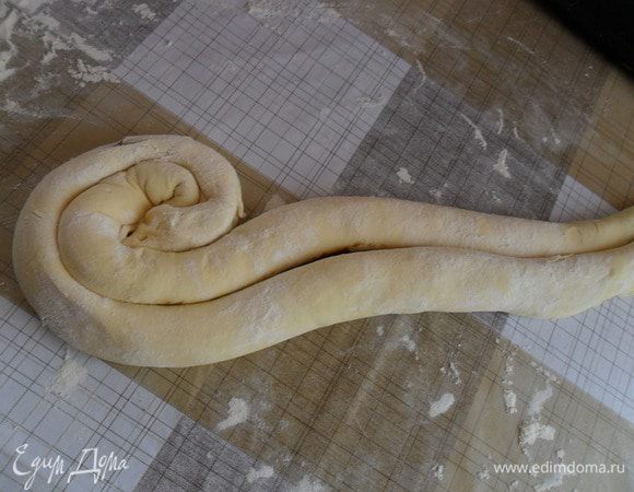 Сворачиваем в улитку.