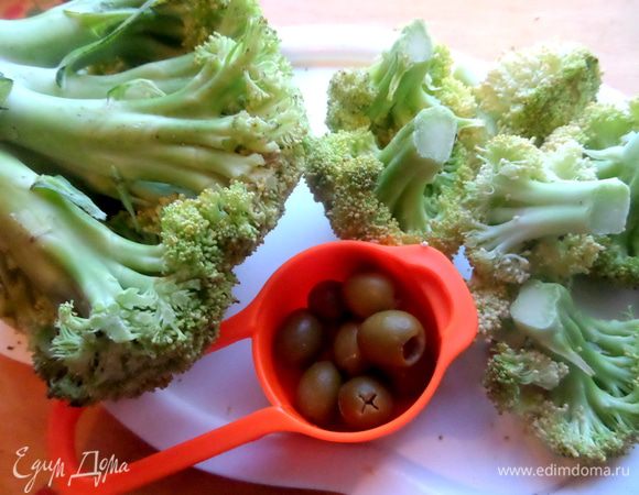 Капусту промыть,отделить соцветия.