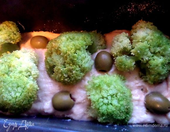 Между капустой я воткнула оливки.