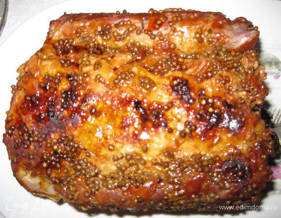 Выкладываем на противень и запекаем 1,5 - 2 часа. Если кусок больше, то дольше. Исходя из 1 кг=1 часу. Т.е. если у вас 2 кг мяса, то запекать нужно 2 часа.