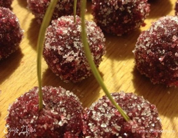 Поставить в холодильник, чтоб хвостики хорошо схватились. 