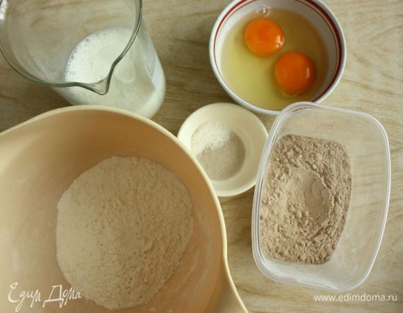 Приготовьте все необходимые продукты. Они (кроме молока) должны быть комнатной температуры.