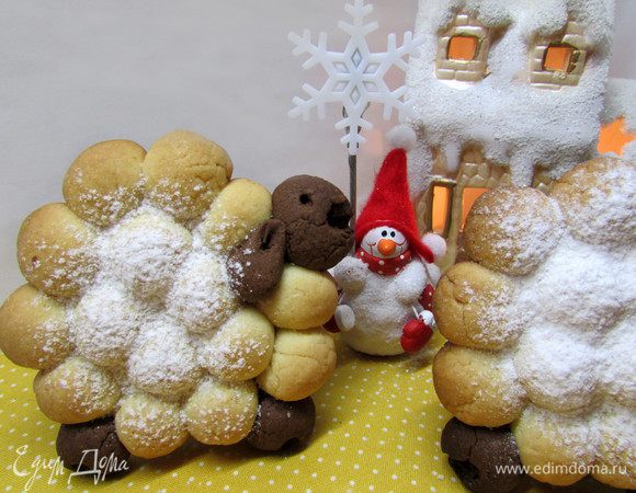 Печенье остудить. Присыпать сахарной пудрой.
Приятного аппетита!
