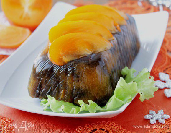 Украсить ломтиками хурмы, сбрызнуть бальзамическим укусом. Приятного аппетита!