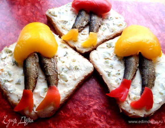 Самое кропотливое-вырезать сапожки,но Вы справитесь)))