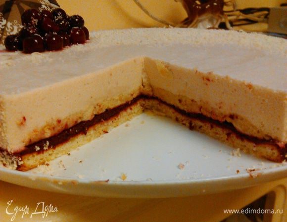 Ну и разрез) Очень надеюсь, что кому-нибудь пригодится такой рецептик. И принимаю варианты для названия).