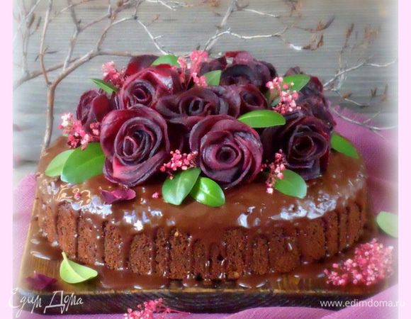 Такой пирог может послужить прекрасным подарком.