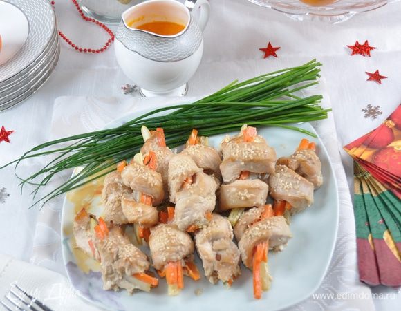 Подаём с соусом и всех угощаем!