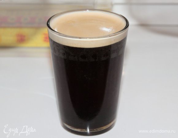 Любым доступным способом варим кофе.