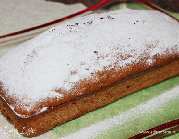 Затем остывший кекс посыпаем сахарной пудрой.