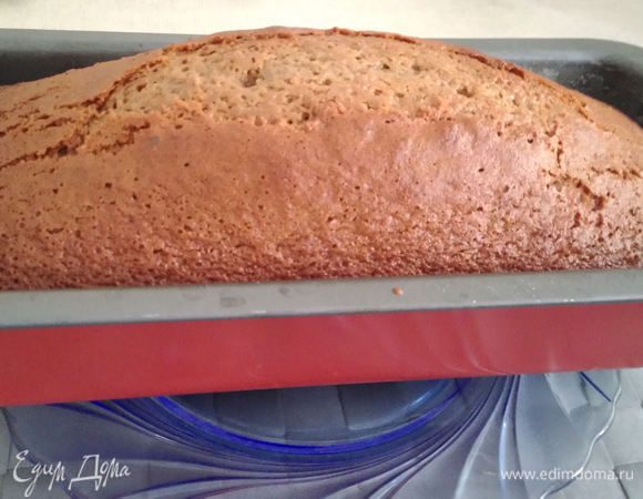 Готовый хлеб полностью остудить и вынуть из формы. Дать настояться 24 часа минимум, это сложно, т.к. пахнет он изумительно. Многие считают, что через 2-3 дня он становится ещё вкуснее. Хранится такой хлеб примерно неделю, завернутым в фольгу. 