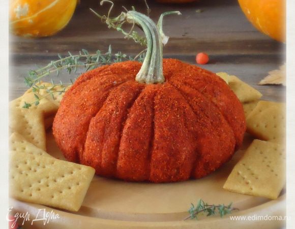  Сверху прикрепить хвостик от настоящей тыквы.