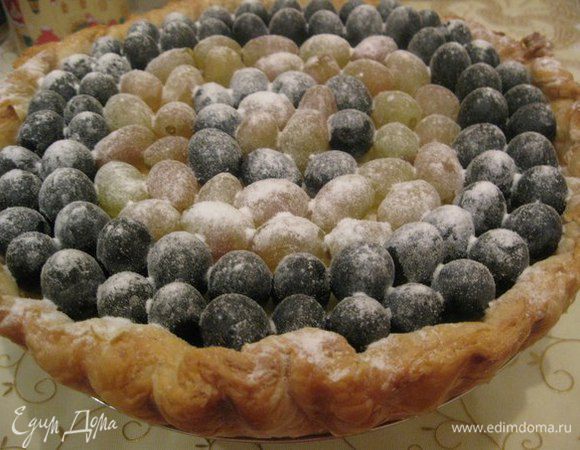 Посыпаем сахарной пудрой. Подаем к столу.

Приятного аппетита! 