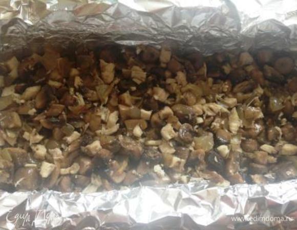 Сверху выложить всю начинку.