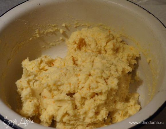 Вот такой результат должен быть. Ставим в холодильник, в это время разогреваем духовку до 180С.