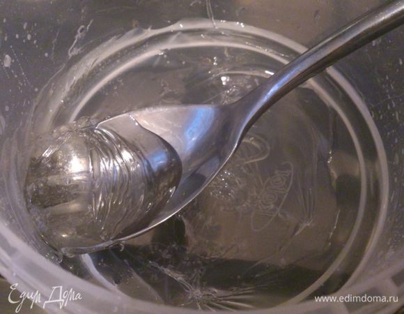 Добавить патоку.