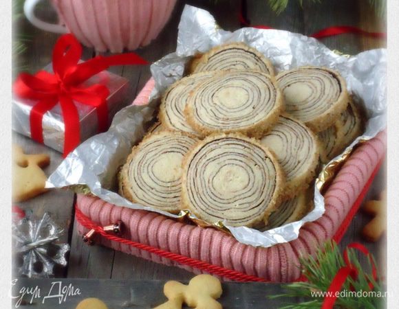 Готовое печенье остудить и можно угощаться! 