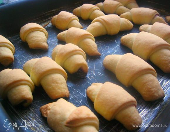 Выпекать в разогретой до 180 С духовке, 20-25 минут, до приятного золотистого цвета.