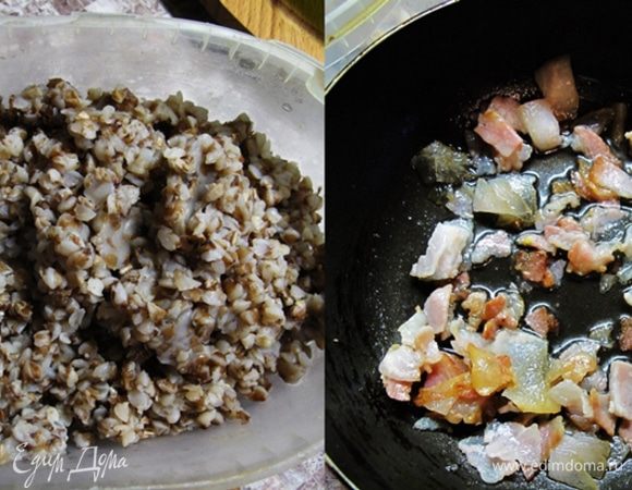 Отварите гречу до рассыпчатого состояния. Обжарьте нарезанный небольшими кусочками бекон с мелко рубленым чесноком.